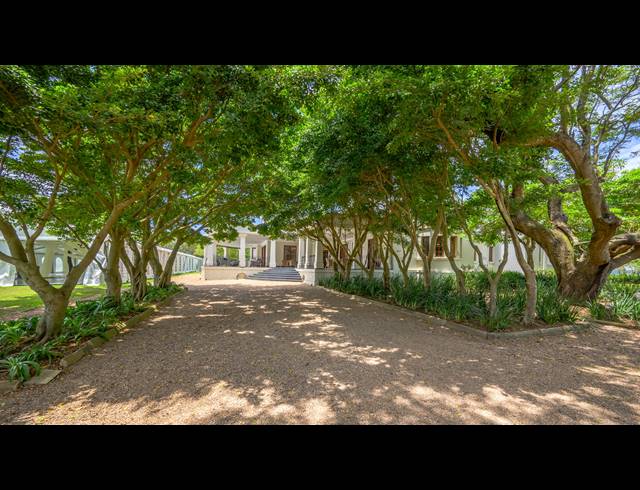 869M² VACANT LAND FOR SALE IN SHEFFIELD BEACH